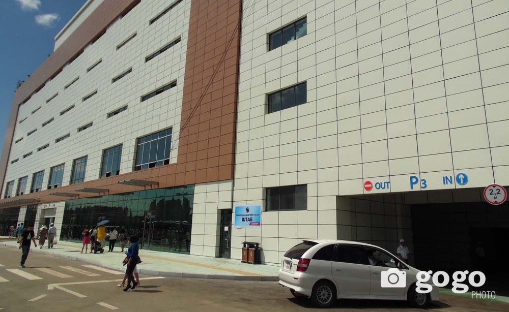 Зургаан давхар авто зогсоолоор 500 орчим машин үйлчлүүлжээ