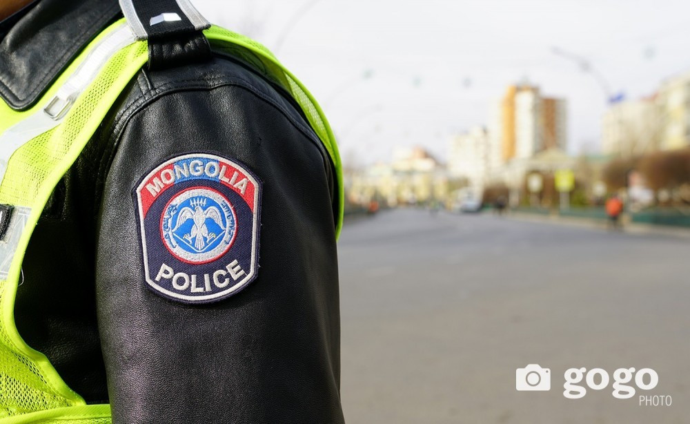 Битүү баг өмсөн ломбард дээрэмдсэн этгээдүүдийг илрүүллээ