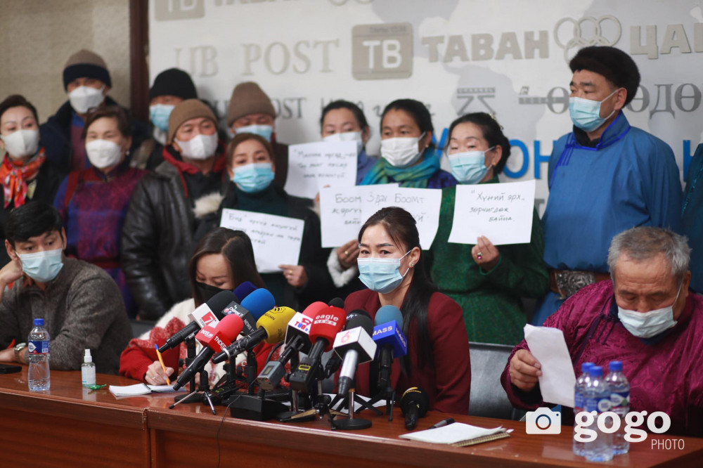 Өмнөговийн малчид гуравдагч боомт байгуулахыг эсэргүүцэж Ерөнхий сайдад ...