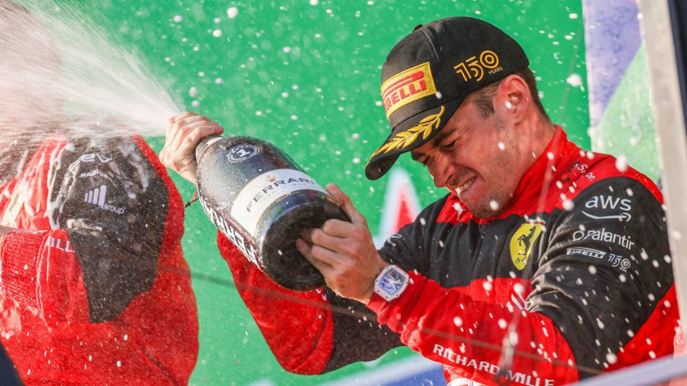 Чарльз Леклер "Ferrari"-ийн давамгайллыг Австралид үргэлжлүүллээ