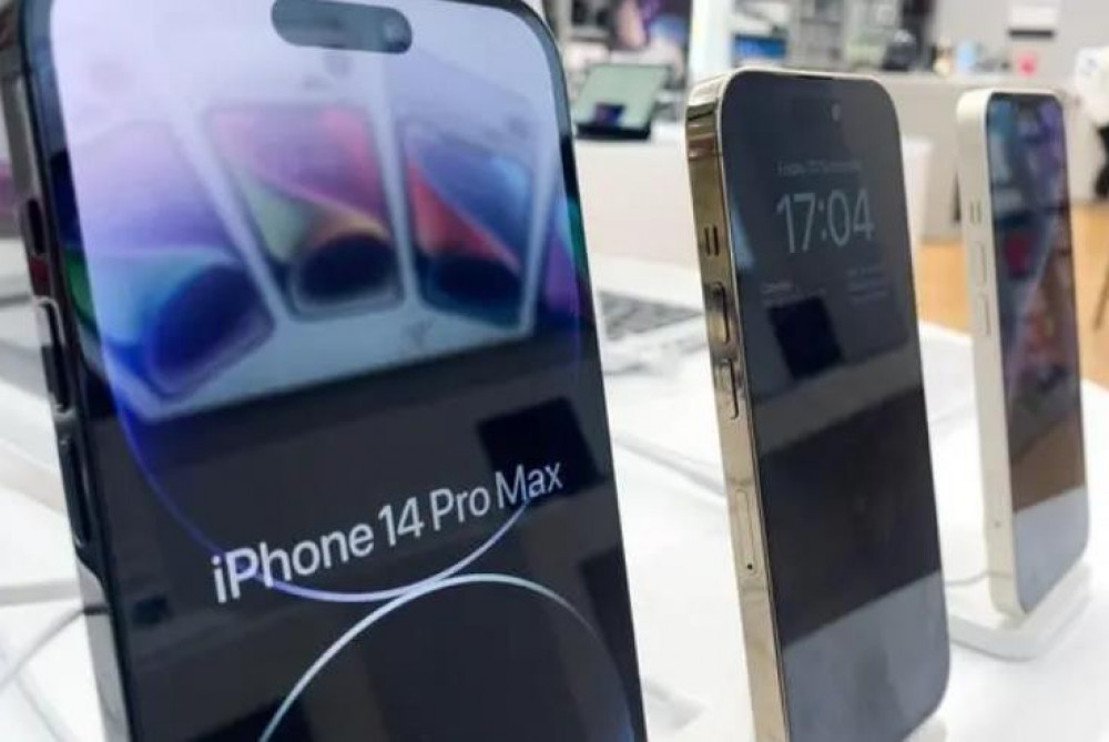 Жөнжоугийн үйлдвэрт үүссэн нөхцөлөөс шалтгаалж “iPhone Pro”-ийн ...