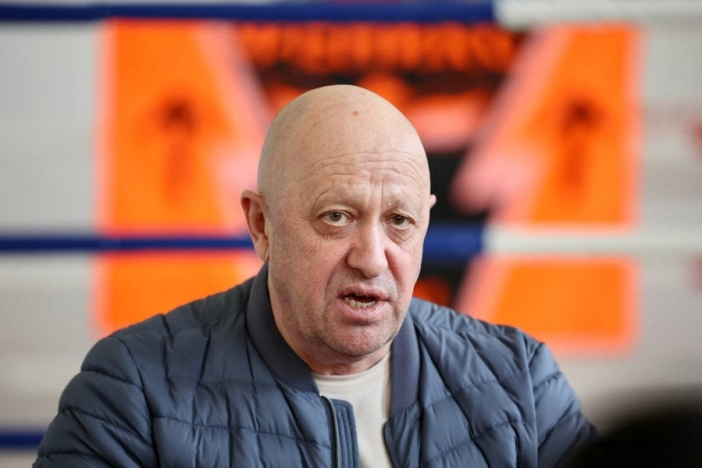 Москва руу 200 км-т тулж очсон Пригожин цэргүүдийнхээ цувааг эргүүлэн ...