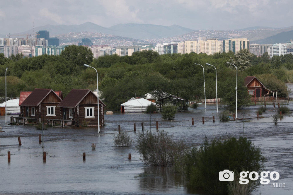 ФОТО: Туул голын эрэг дагуух нөхцөл байдал
