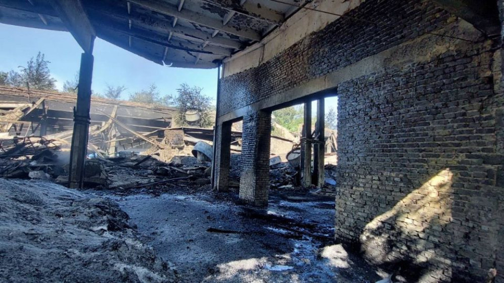 Үйлдвэрт гарсан галыг бүрэн унтраажээ