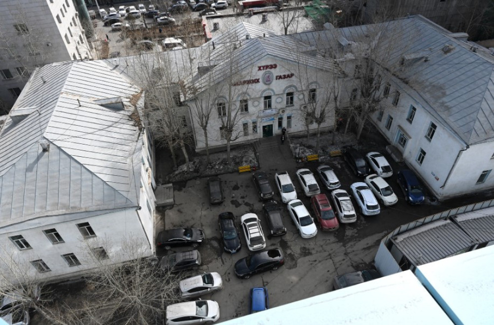 II төрөх эмнэлгийн орц, гарцын төлөвлөлт алдагдуулж, орон сууц барьж ...