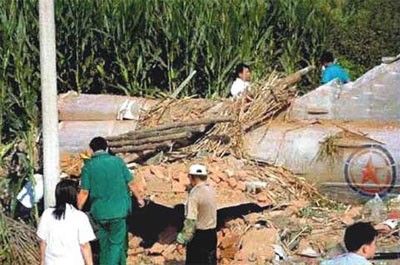 Хойд Солонгосын байлдааны онгоц Хятадад осолджээ